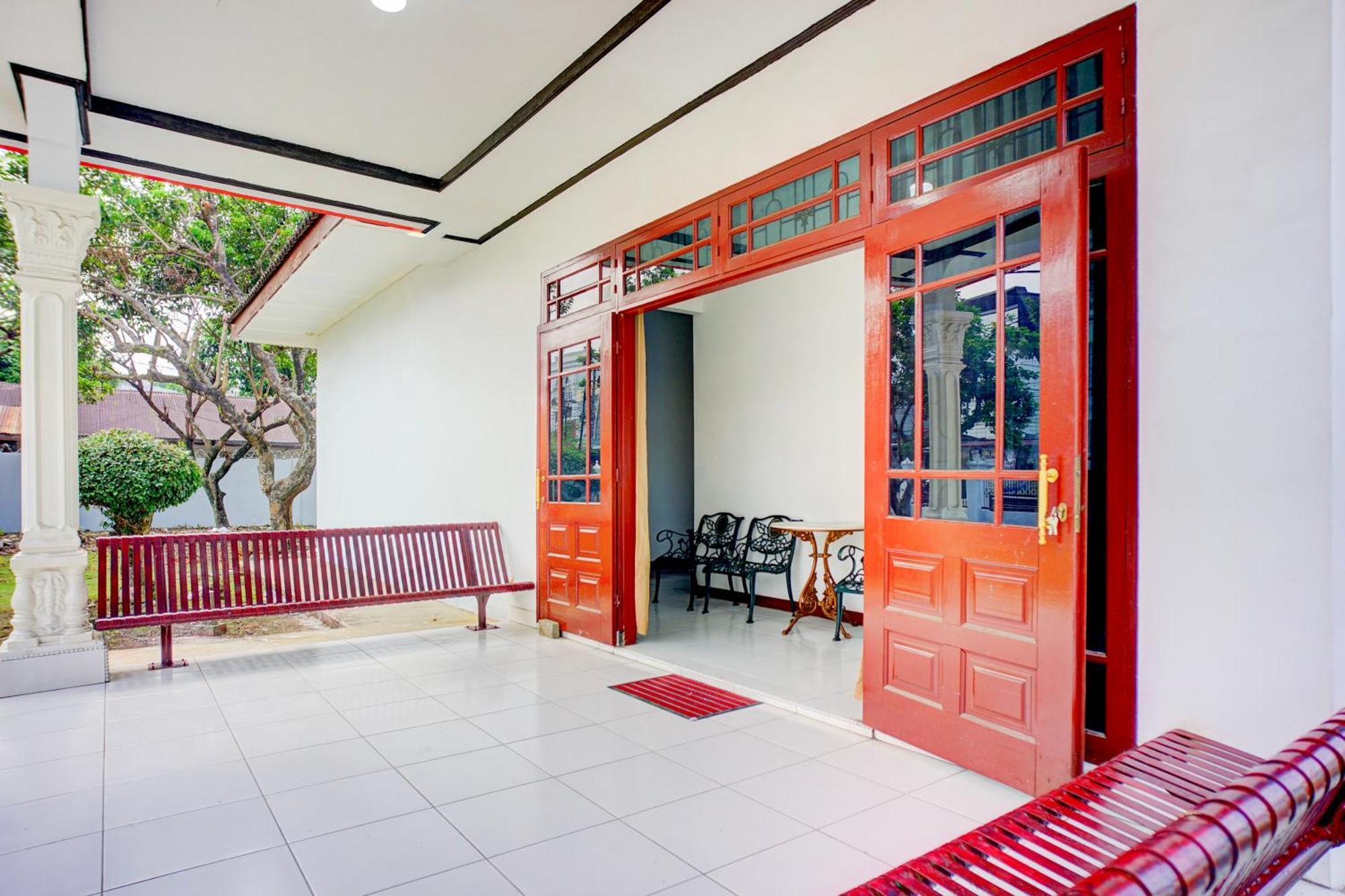 Hotel O Krakatau Near Universitas Muhammadiya Sumatra Utara Umsu Medan Exterior photo